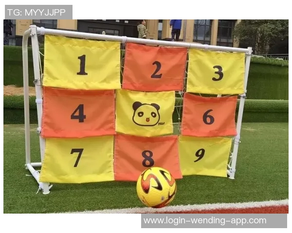 提升你的足球水平必备的垫足球技巧全攻略与实用训练方法分享